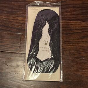 ♦️Bella Moda Women's Lace-Trim No-Show Liner Socks in Black